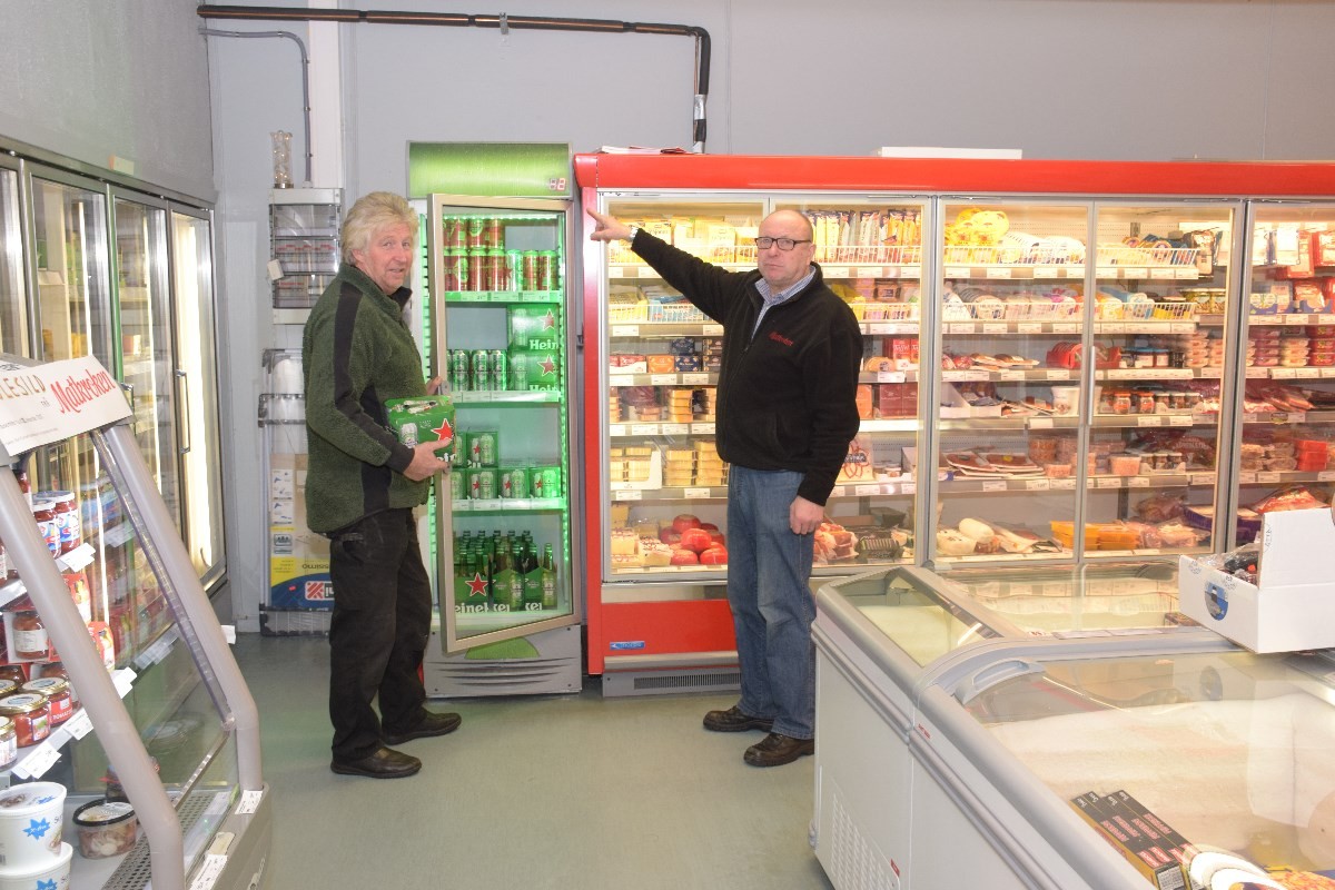 Aggregatet drifter heile butikken - inklusive kjøl- og fryseanlegg.  Foto: Jon Olav Ørsal