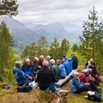 7.-Til-bords-ved-Fjelldalsgamma